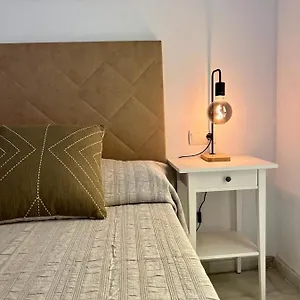  Appartamento Charming 1bedroom In The Heart Of - Wifi&ac Spagna